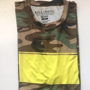 Billabong men’s rash guard